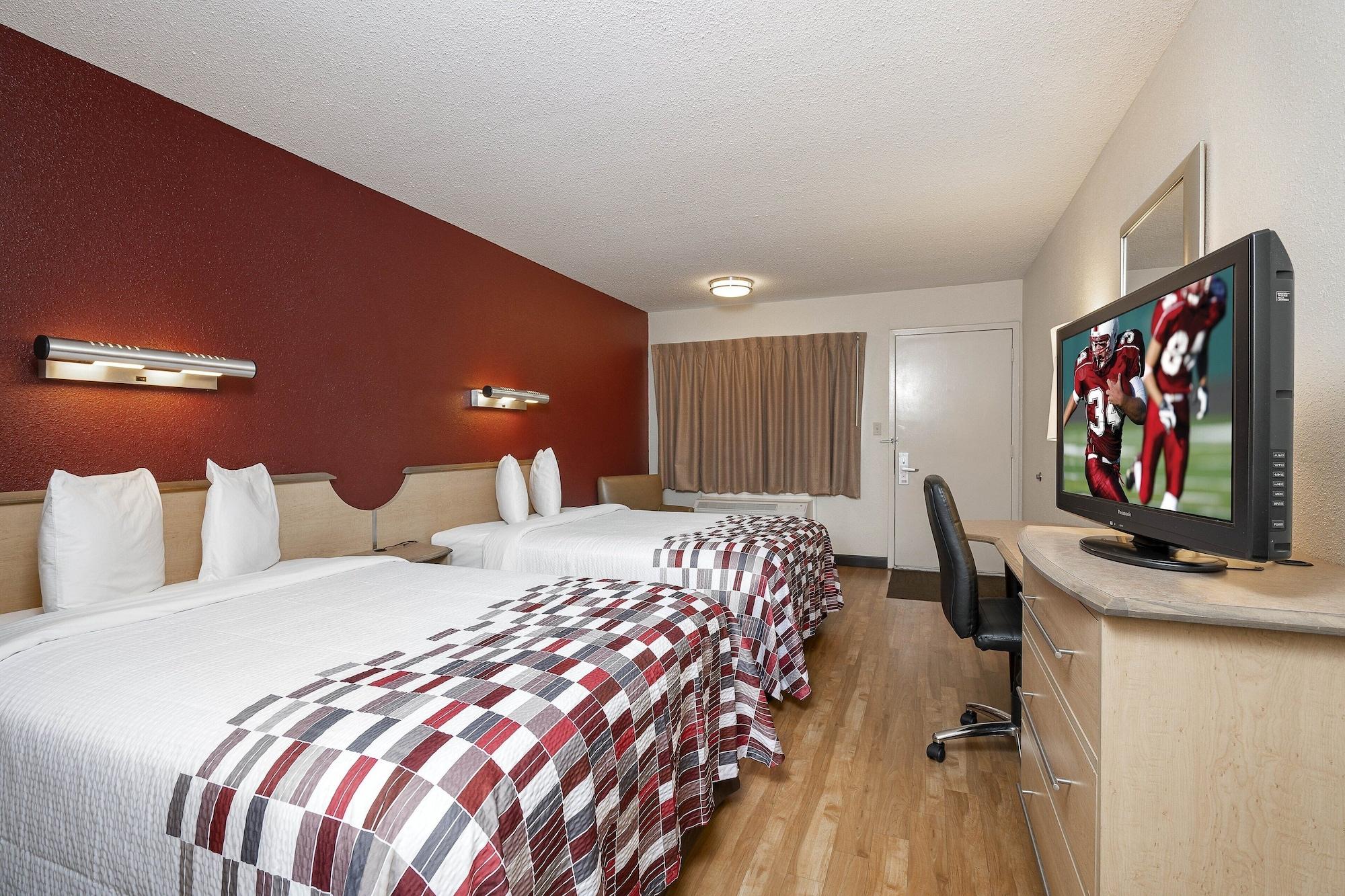 Red Roof Inn Detroit-Rochester Hills/ Auburn Hills Exterior photo