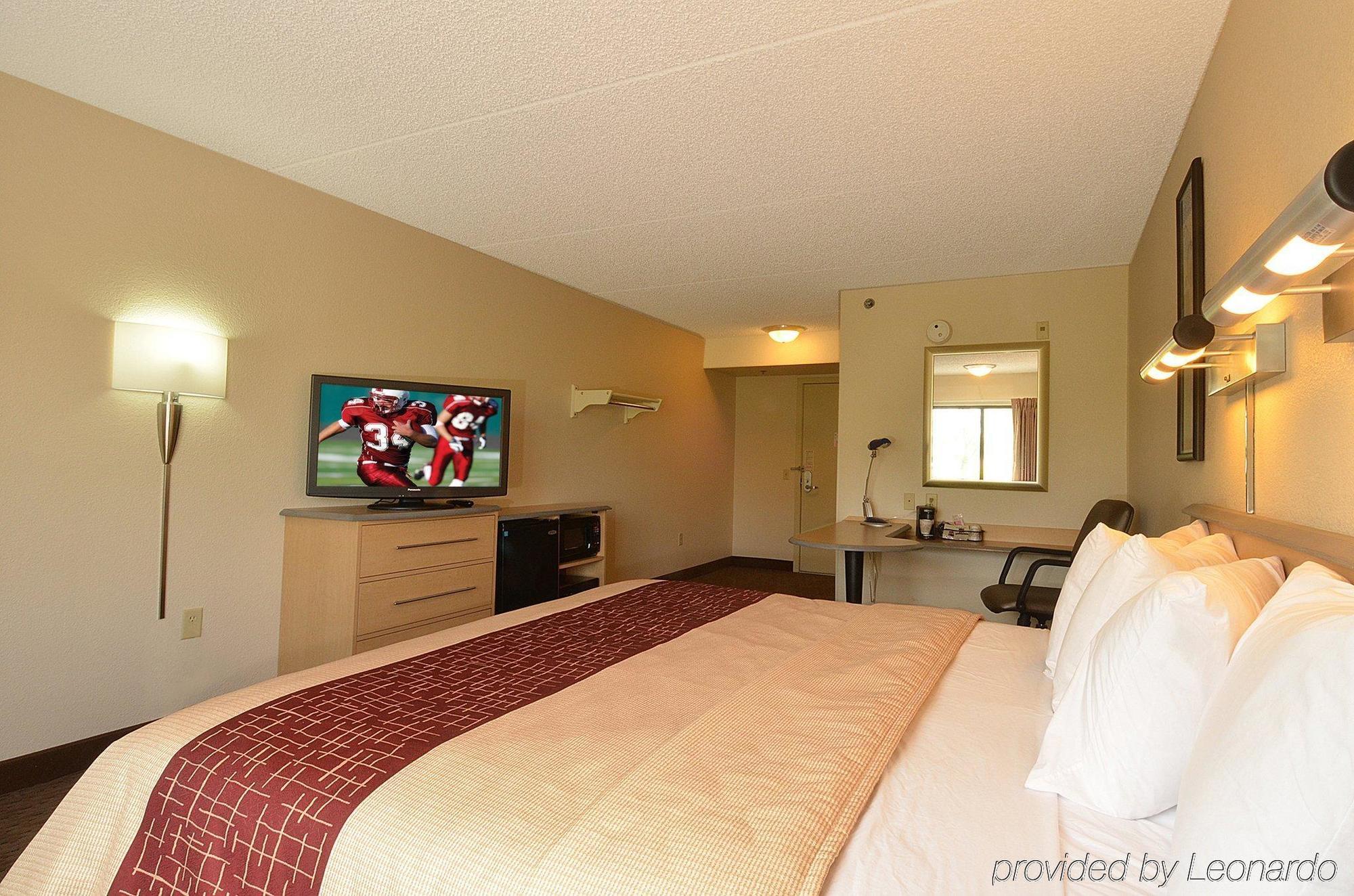 Red Roof Inn Detroit-Rochester Hills/ Auburn Hills Exterior photo