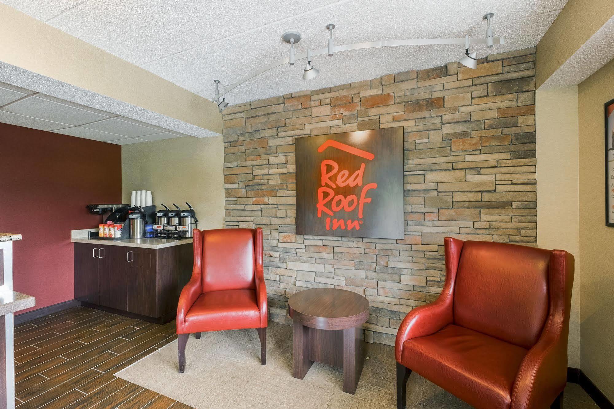 Red Roof Inn Detroit-Rochester Hills/ Auburn Hills Exterior photo